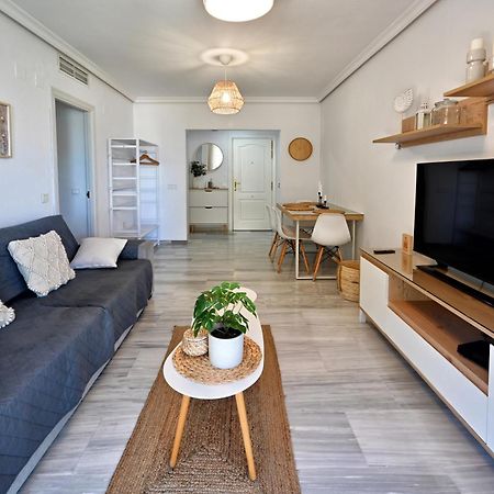 Love Rent4 Malaga Alamar Торремолинос Экстерьер фото