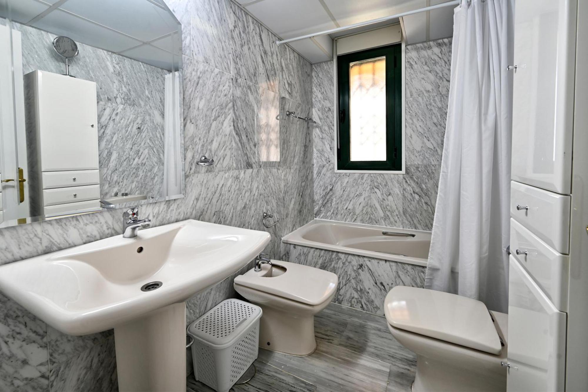 Love Rent4 Malaga Alamar Торремолинос Экстерьер фото